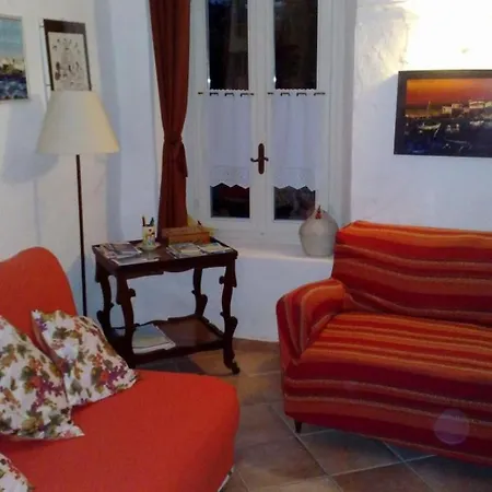 Caprifoglio In By Interhome Miasino