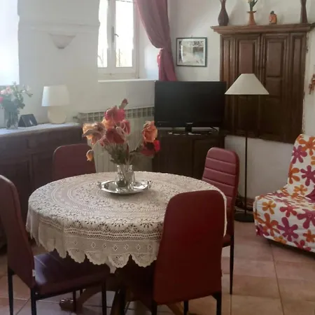 Apartment Caprifoglio In By Interhome *