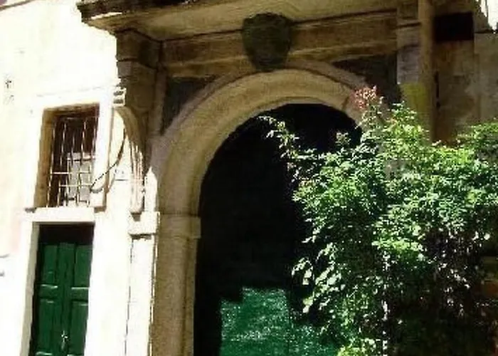 Caprifoglio In By Interhome * Miasino