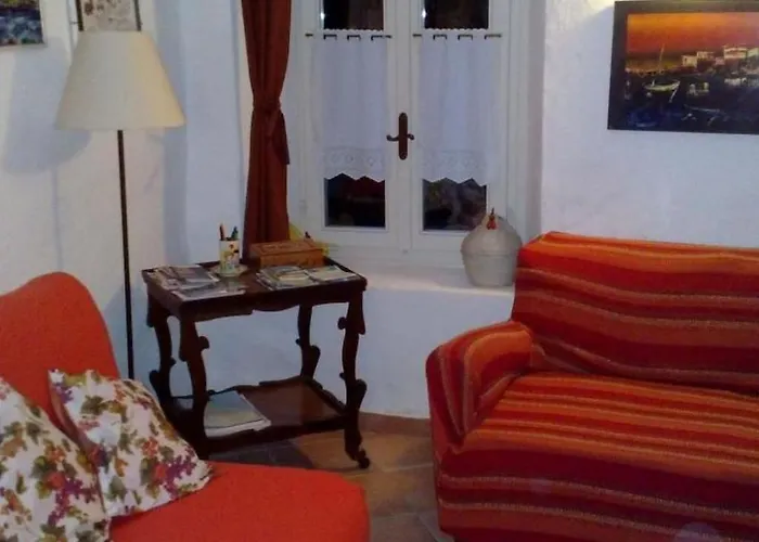 Caprifoglio In By Interhome Miasino